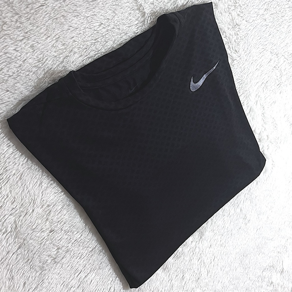 Nike Mens Dri-Fit Tee - Black - Rare Diamond Mesh Pattern-Large -Great Condition
